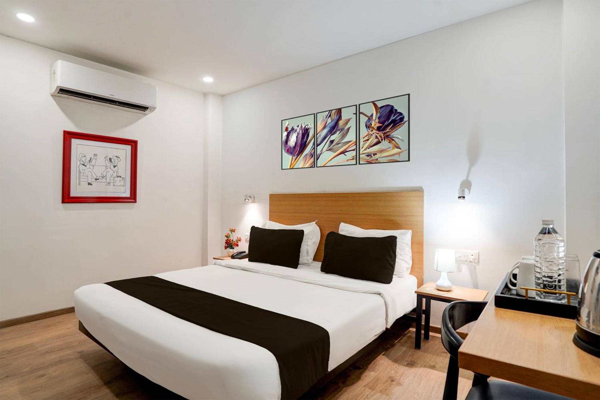 Super Townhouse Gomti Nagar Sector 6 Near Ekana Stadium Lucknow Buitenkant foto